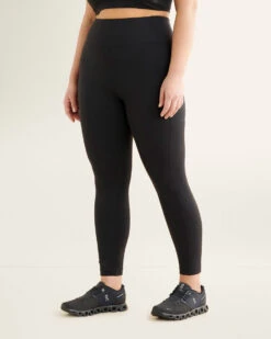 Restore Pocket Legging -Roots Clothing 38080091 001 c