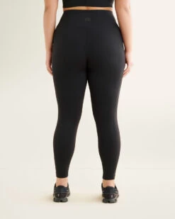 Restore Pocket Legging -Roots Clothing 38080091 001 d