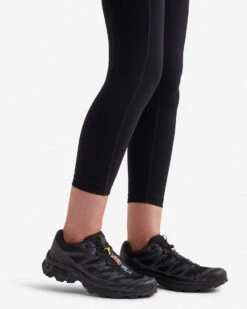 Restore Capri Pocket Legging 13 Restore Capri Pocket Legging -Roots Clothing 38080113 001 g