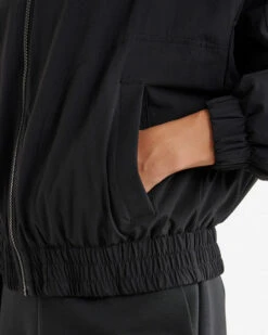 Anywhere Jacket -Roots Clothing 38140242 001 e