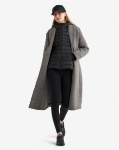 Roots Clothing -Roots Clothing 38140243 001 b