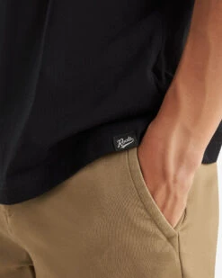 Mens Maple T-Shirt 13 Mens Maple T-Shirt -Roots Clothing 39031327 001 g