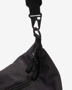 Nylon Duffle Bag -Roots Clothing 42080044 001 e