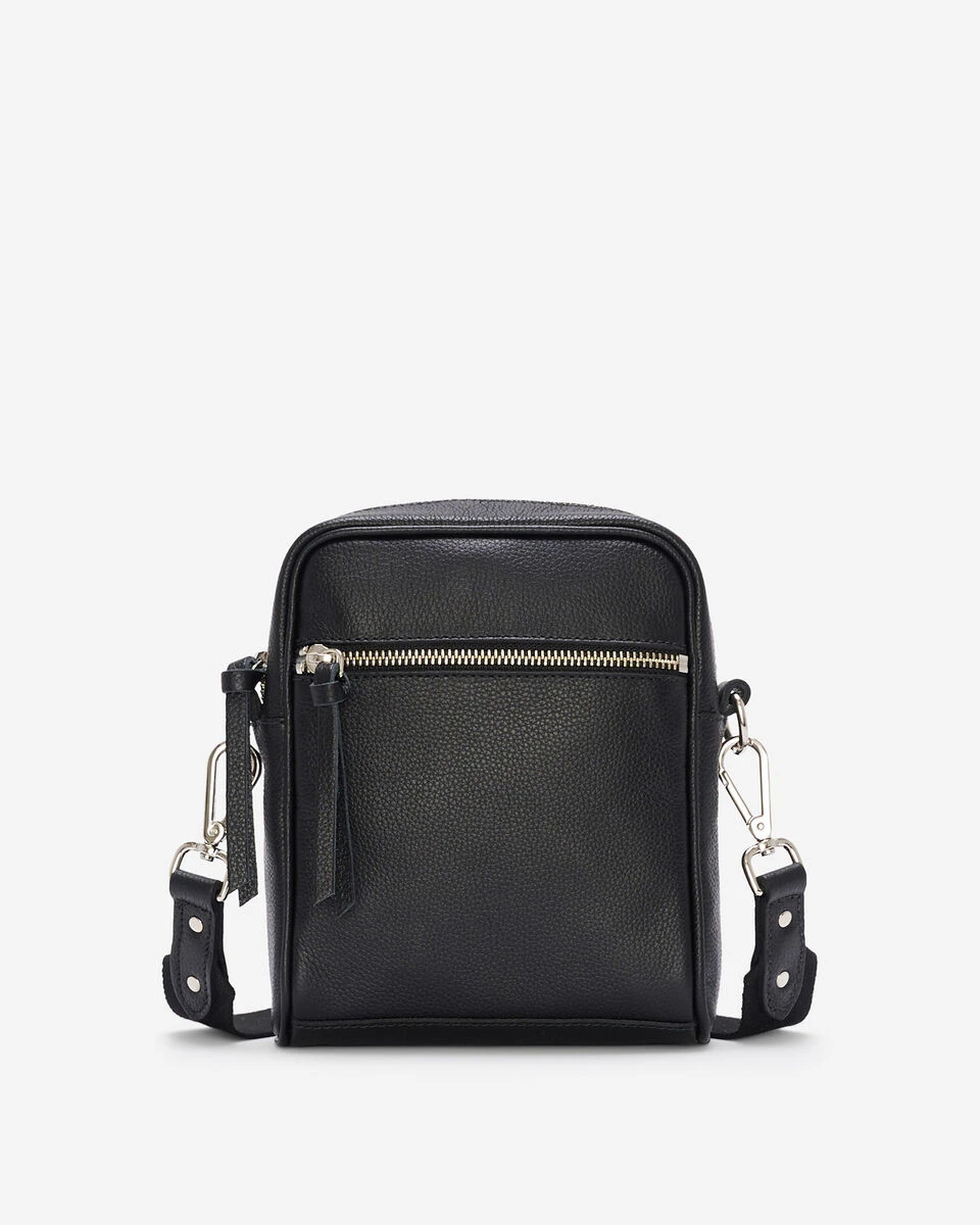 Essential Crossbody Cervino 1 Essential Crossbody Cervino