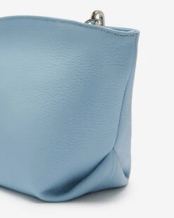 Small Lily Crossbody Cloud 10 Small Lily Crossbody Cloud -Roots Clothing 56010878 PP1 e