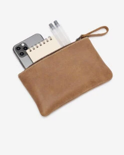 Medium Zip Pouch Tribe -Roots Clothing 56080765 Y21 e