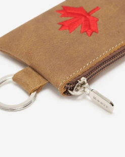 Maple Leaf Top Zip Pouch Tribe 6 Maple Leaf Top Zip Pouch Tribe -Roots Clothing 56100087 Y21 c